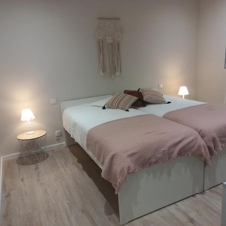 Casinha De Santo Amaro Guest House Ourém Екстериор снимка